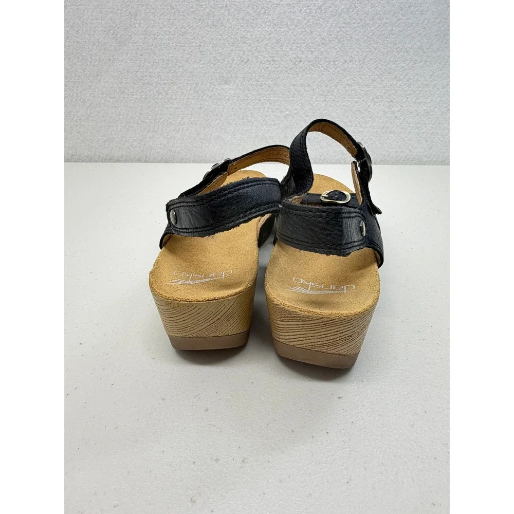 Dansko brand model